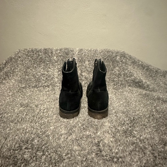 UGG Milner Boot Women’s 6.5 Black - Picture 5 of 7